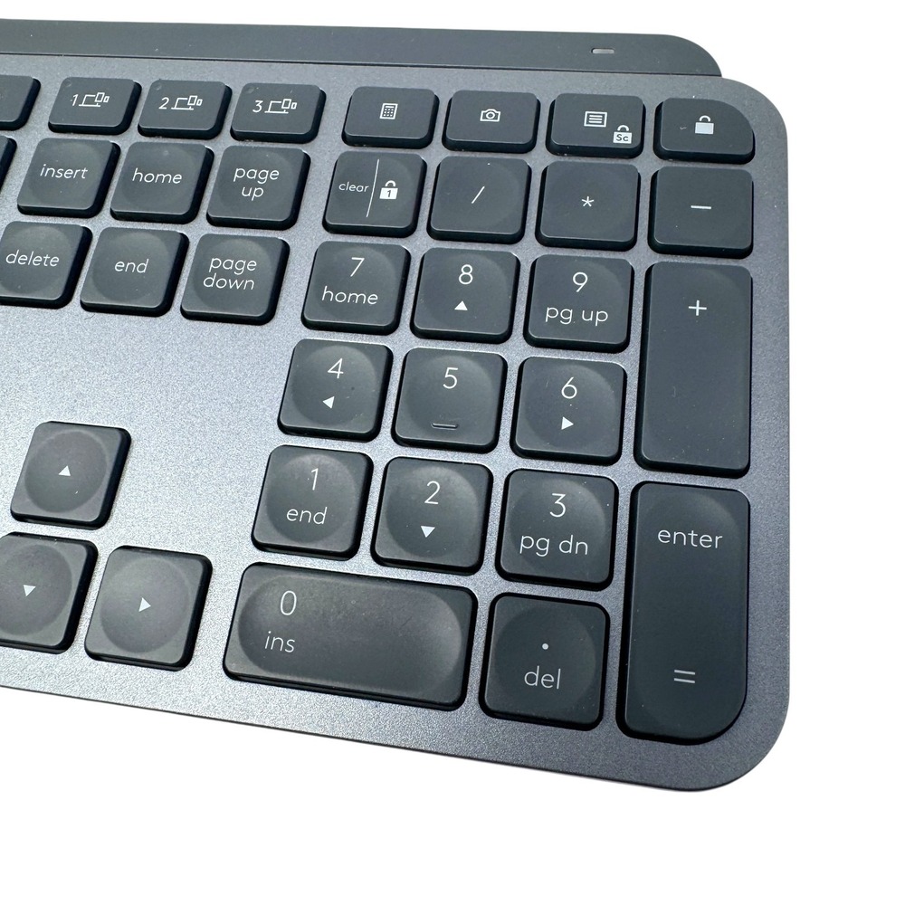 Logitech MX Keys Illuminated Wireless Keyboard Bluetooth Apple Windows No Dongle - Picture 7 of 15